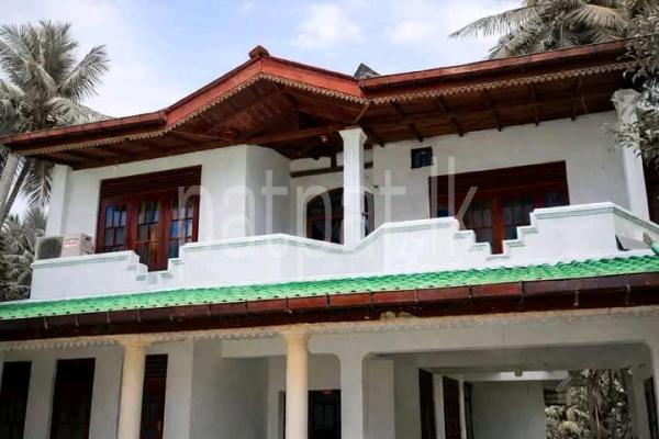 Commercial Land for Sale in Padukka