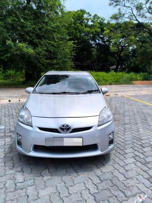 Toyota PRIUS G GRADE 2011 - භාවිතා කරන ලද කාර් sale in Sri Lanka - patpat.lk