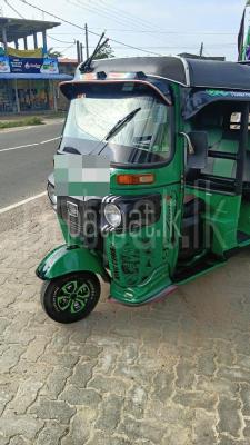 Bajaj Three Wheel 2020