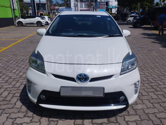 Toyota Prius 2014 - பயன்படுத்தப்பட்டது கார் sale in Sri Lanka - patpat.lk