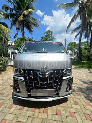 Toyota Hiace 2007 - Used Van sale in Sri Lanka - patpat.lk