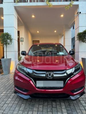 Honda Vezel 2017 - Used SUV sale in Sri Lanka - patpat.lk