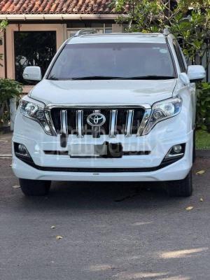 Toyota Land Cruiser Prado 2015