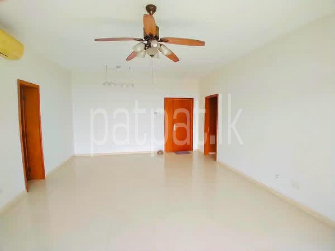 Unfurnished Apartment for Sale in Narahenpita (Colombo 05)
