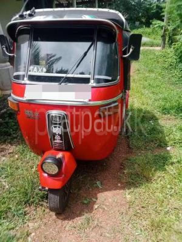 Bajaj 2 stroke 2005 - භාවිතා කරන ලද ත්‍රිරෝද රථය sale in Sri Lanka - patpat.lk
