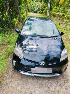 Toyota Prius 2013 - பயன்படுத்தப்பட்டது கார் sale in Sri Lanka - patpat.lk