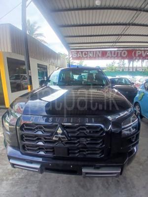 Mitsubishi Triton 2025