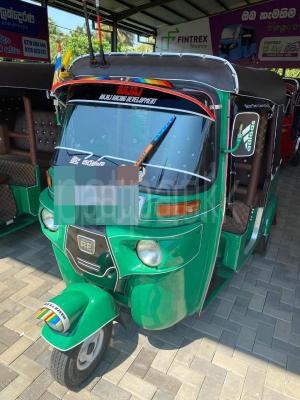 Bajaj Three Wheel 2014 - Used Three wheeler sale in Sri Lanka - patpat.lk