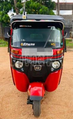 Bajaj Three Wheel 2014 - பயன்படுத்தப்பட்டது முச்சக்கர வண்டி sale in Sri Lanka - patpat.lk