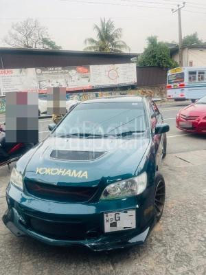 Mitsubishi Lancer 2002