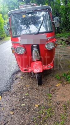 Bajaj 4 stroke 2011 - Used Three wheeler sale in Sri Lanka - patpat.lk