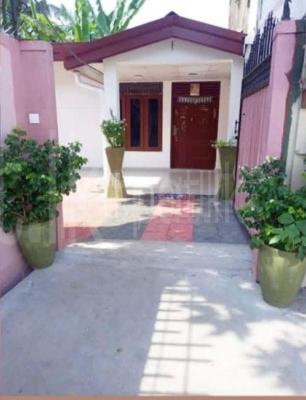 House for Sale in Hunupitiya