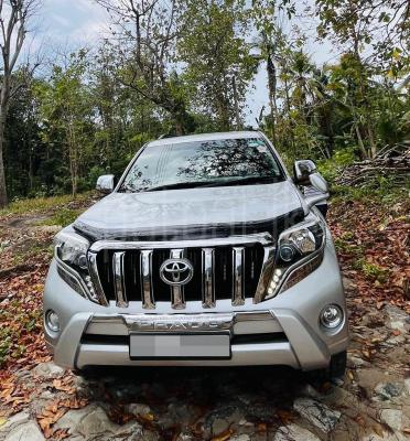 Toyota Land Cruiser 2010 - பயன்படுத்தப்பட்டது SUV sale in Sri Lanka - patpat.lk