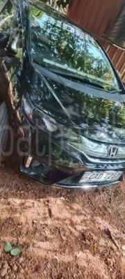 Honda Fit 2015 - Used Car sale in Sri Lanka - patpat.lk