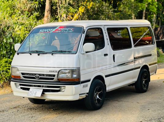Toyota Hiace 1994 - பயன்படுத்தப்பட்டது வேன் sale in Sri Lanka - patpat.lk