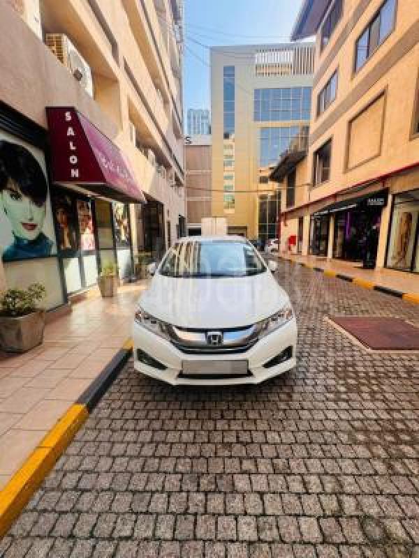 Honda Grace 2015 -  Car sale in Sri Lanka - patpat.lk