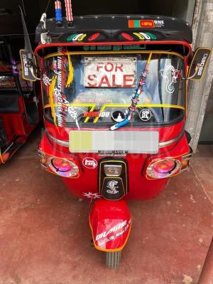 Bajaj Three Wheel 2010
