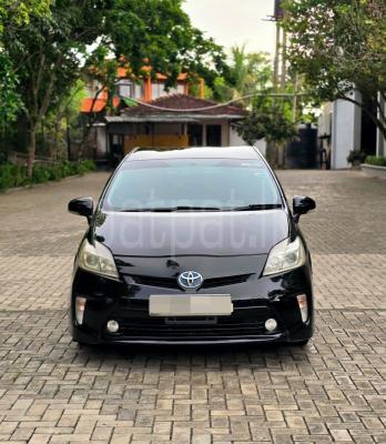 Toyota Prius 2013 - பயன்படுத்தப்பட்டது கார் sale in Sri Lanka - patpat.lk