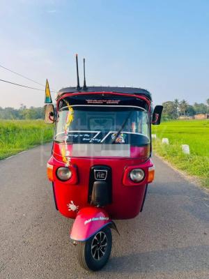 Bajaj Three Wheel 2012