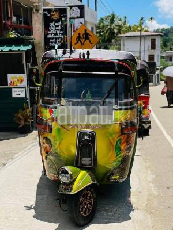 Bajaj 2 stroke 2004 -  முச்சக்கர வண்டி sale in Sri Lanka - patpat.lk