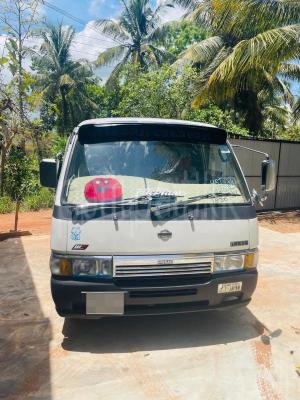 Nissan Caravan 1993 - பயன்படுத்தப்பட்டது வேன் sale in Sri Lanka - patpat.lk