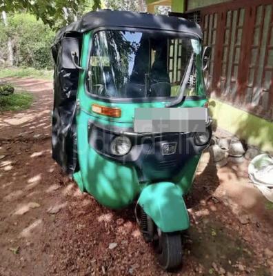 Bajaj 4 stroke 2016 - Used Three wheeler sale in Sri Lanka - patpat.lk