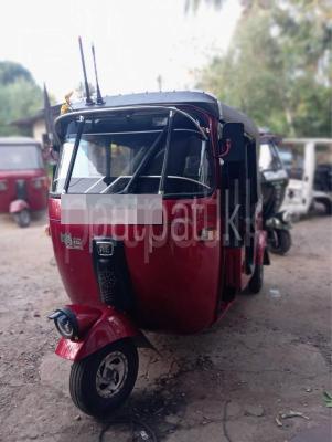 Bajaj Three Wheel 2002