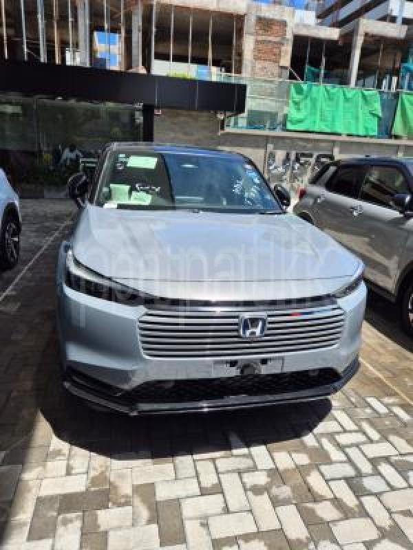 Honda Vezel 2024 -  SUV රථය sale in Sri Lanka - patpat.lk