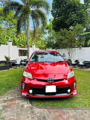 Toyota Prius 2014 - Used Car sale in Sri Lanka - patpat.lk