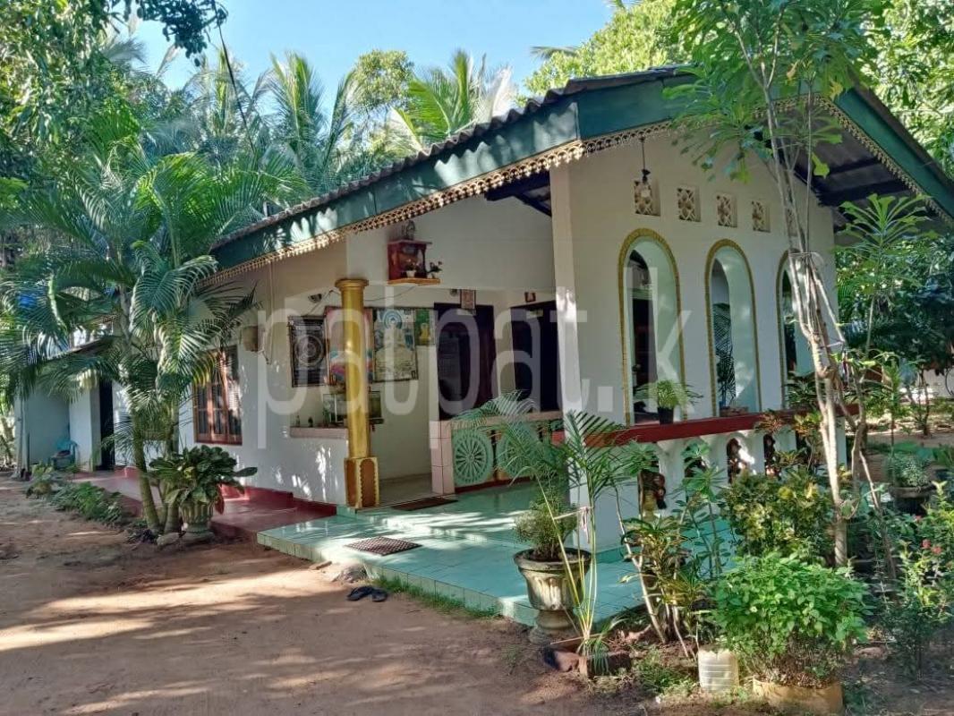 Residential Land for Sale in Kataragama