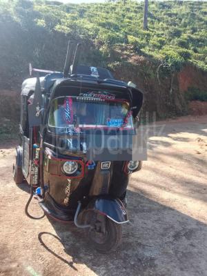 Bajaj 4 stroke 2010 - Used Three wheeler sale in Sri Lanka - patpat.lk