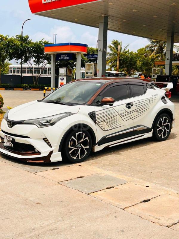 Toyota CHR 2020 - Used SUV sale in Sri Lanka - patpat.lk