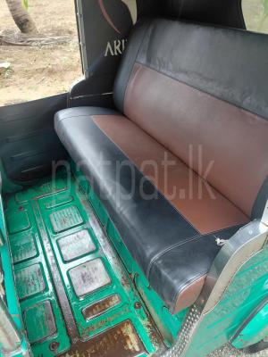 Bajaj Three Wheel 2016 - பயன்படுத்தப்பட்டது முச்சக்கர வண்டி sale in Sri Lanka - patpat.lk