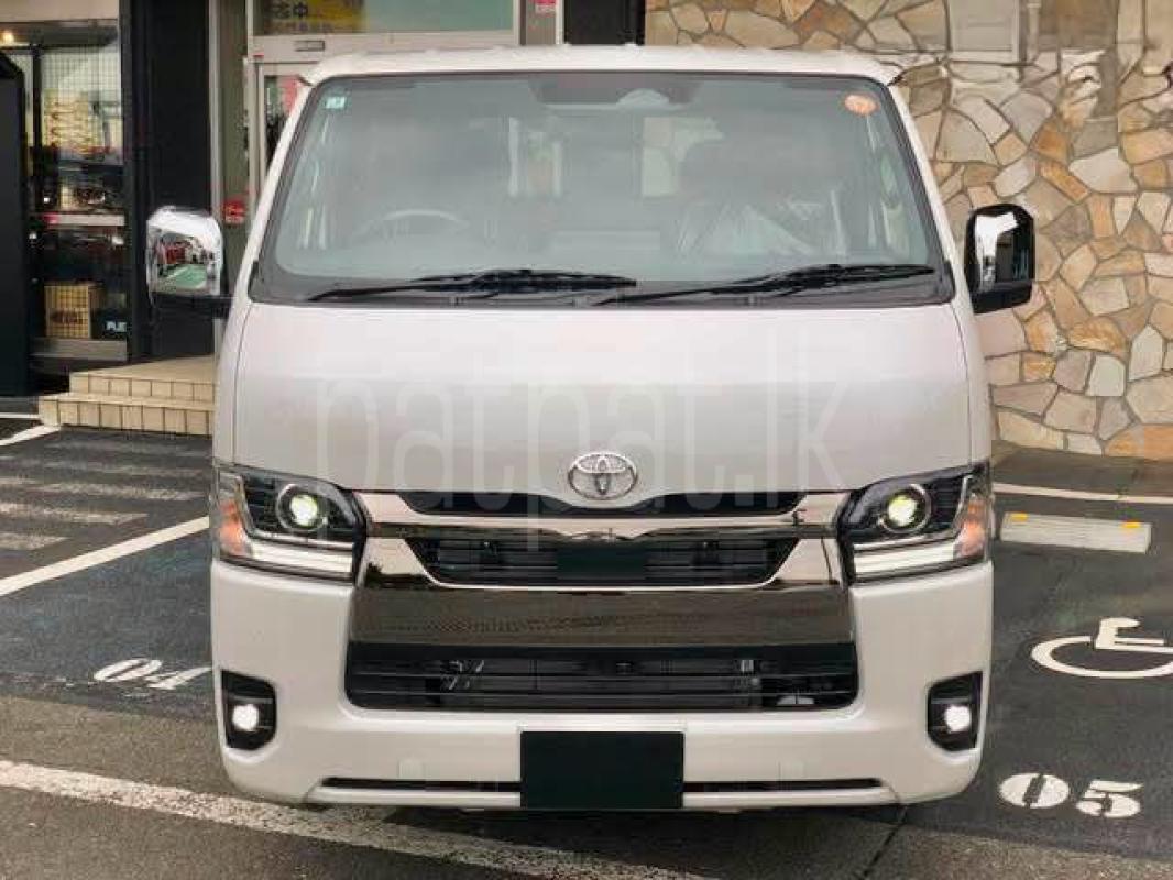 Toyota Hiace 2026 -  වෑන් රථය sale in Sri Lanka - patpat.lk