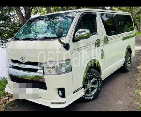 Toyota Hiace 2008 - භාවිතා කරන ලද වෑන් රථය sale in Sri Lanka - patpat.lk