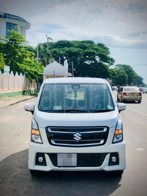Suzuki Wagon R 2018 - භාවිතා කරන ලද කාර් sale in Sri Lanka - patpat.lk