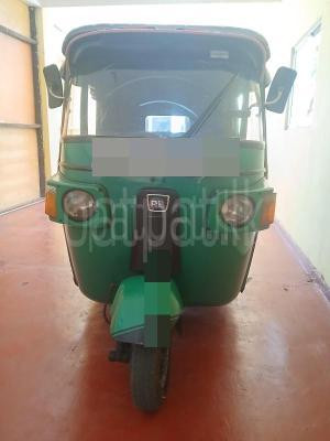 Bajaj Three Wheel 2012