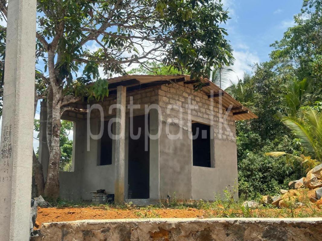 Residential Land for Sale in Matugama
