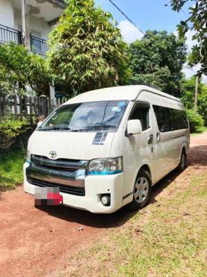 Toyota Hiace 2013 - Reconditioned Van sale in Sri Lanka - patpat.lk