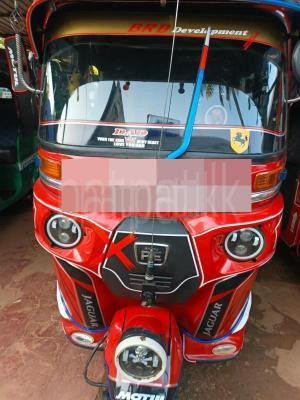 Bajaj Three Wheel 2015 - භාවිතා කරන ලද ත්‍රිරෝද රථය sale in Sri Lanka - patpat.lk