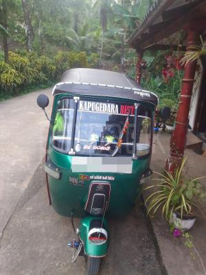 Bajaj Three Wheel 2005