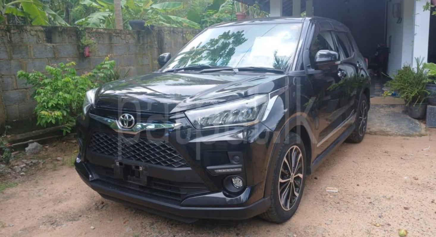 Toyota Raize 2023 - பயன்படுத்தப்பட்டது SUV sale in Sri Lanka - patpat.lk