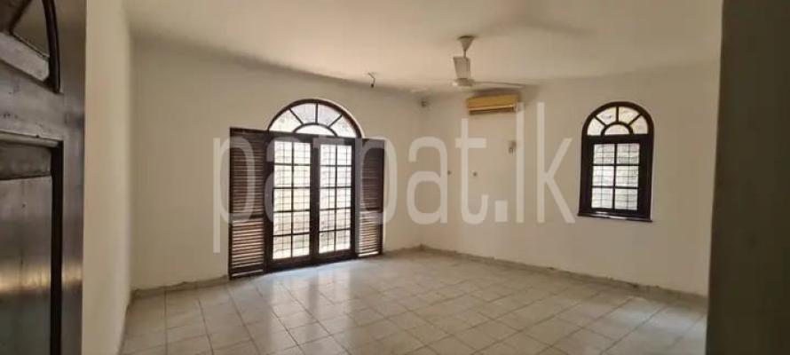 Building for Rent in Nugegoda