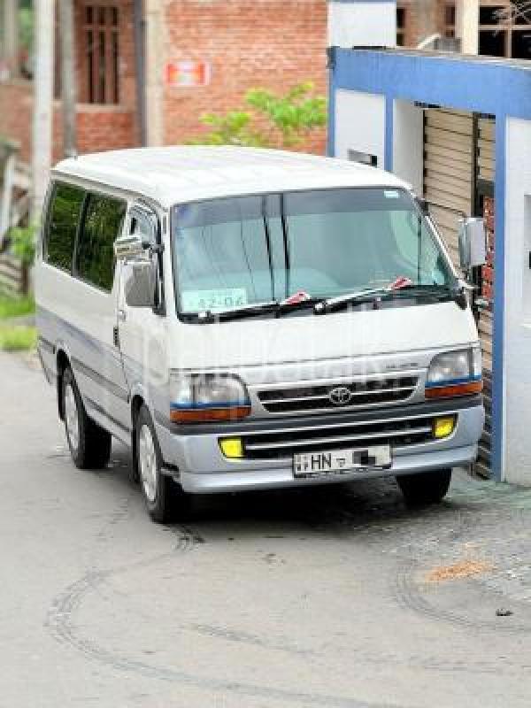 Toyota Hiace 1997 - භාවිතා කරන ලද වෑන් රථය sale in Sri Lanka - patpat.lk
