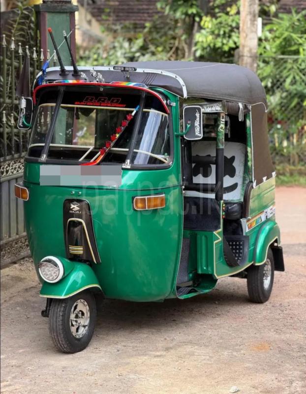 Bajaj 2 stroke 2006 -  Three wheeler sale in Sri Lanka - patpat.lk