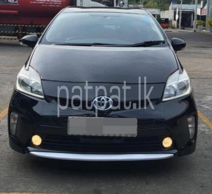 Toyota Prius 2015 -  කාර් sale in Sri Lanka - patpat.lk