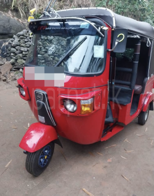 Bajaj 4S C 2012