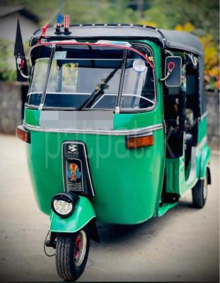 Bajaj Three Wheel 2008