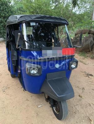 Piaggio Three Wheel 2015 - Used Three wheeler sale in Sri Lanka - patpat.lk