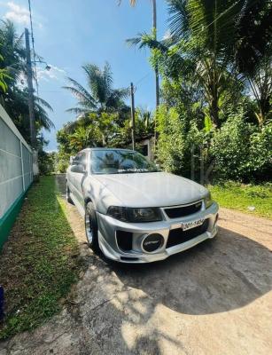 Mitsubishi Lancer 1998